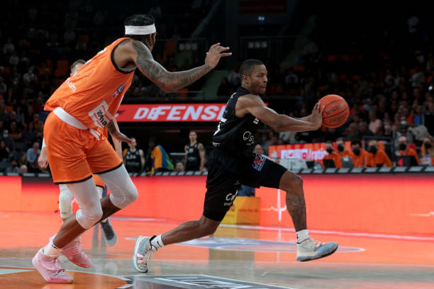 重振旗鼓 重振旗鼓