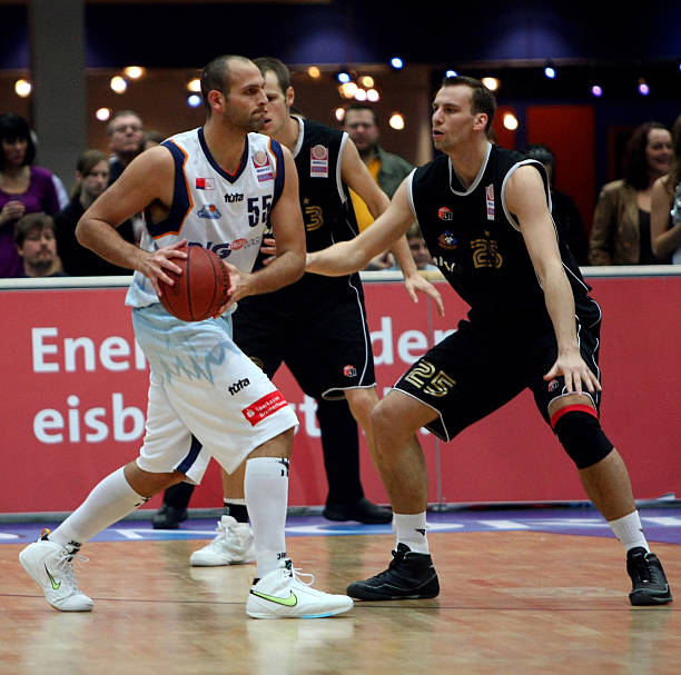 历史与现实 历史与现实