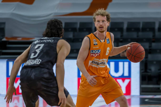 中留有余地 中留有余地